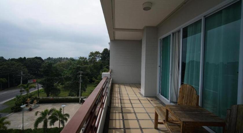 Sea Mountain Khanom Hotel Exterior foto