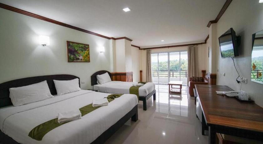 Sea Mountain Khanom Hotel Exterior foto